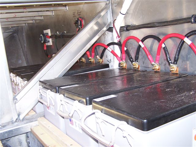 Donns Boat Shop Solar Systems serenitys_solar_inverter_system_003.jpg
